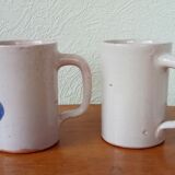 Deux mugs en ceramique