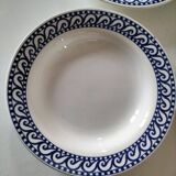 Set of 4 vintage navy blue soup plates