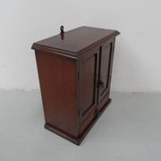 Armoire à bijoux en acajou ancien