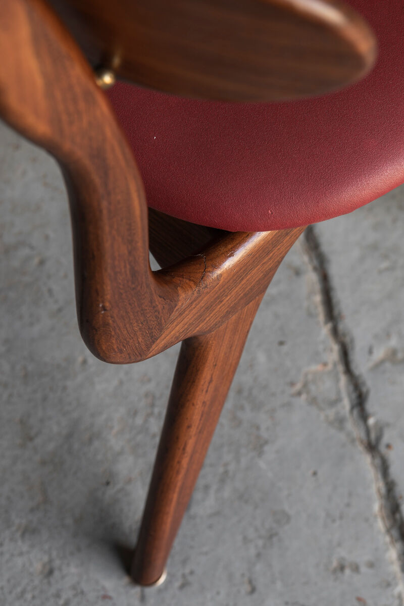 Set of 4 dining chairs in teak and burgundy by Louis van Teeffelen, The Netherlands, 1960’s