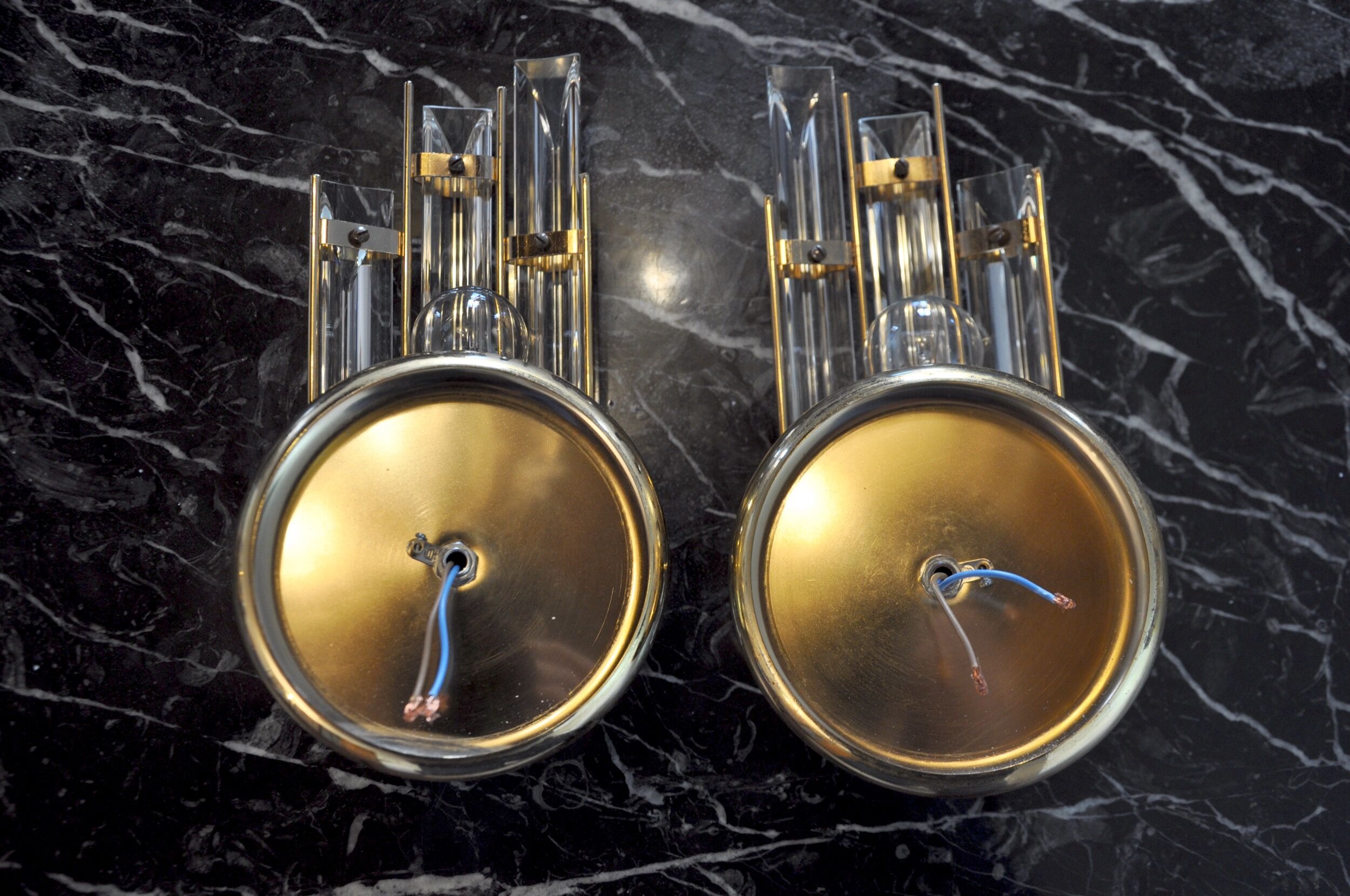 Pair of Venini wall lamps cut glass Murano Italy 1980