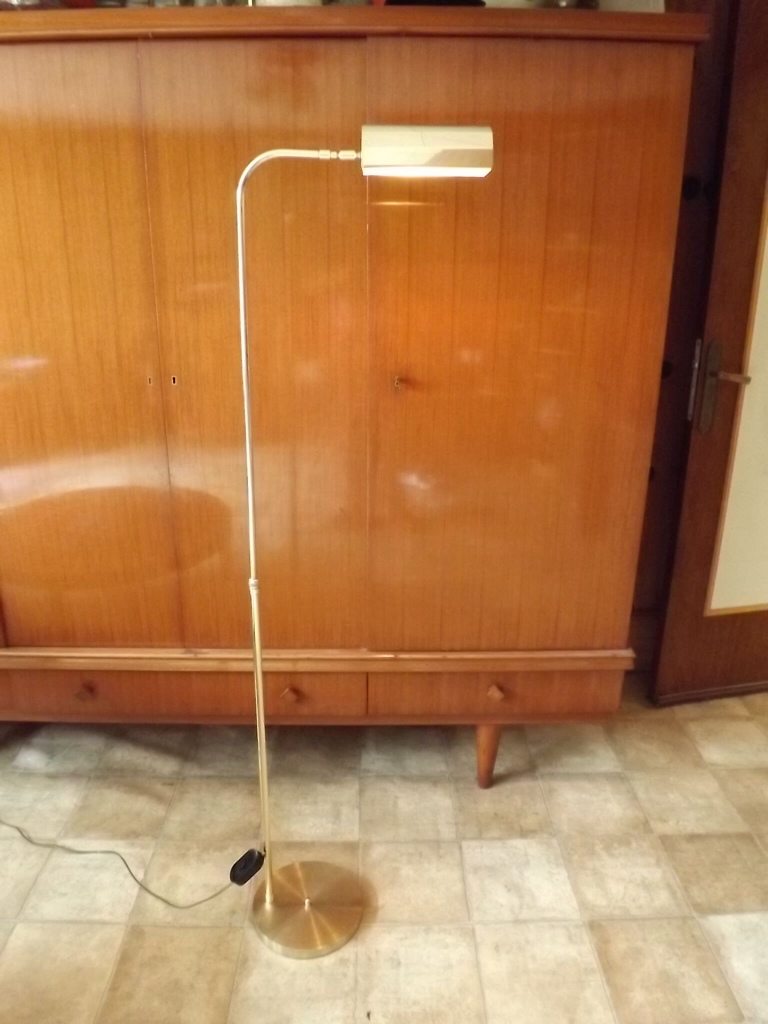 Modernist brass floor lamp deknudt 1970 vintage
