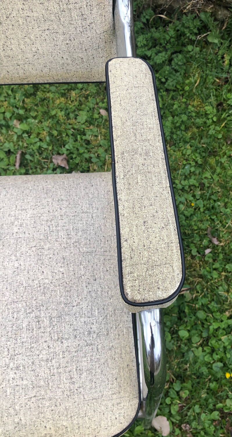 Leatherette office armchair