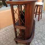 Rattan bar with its stools