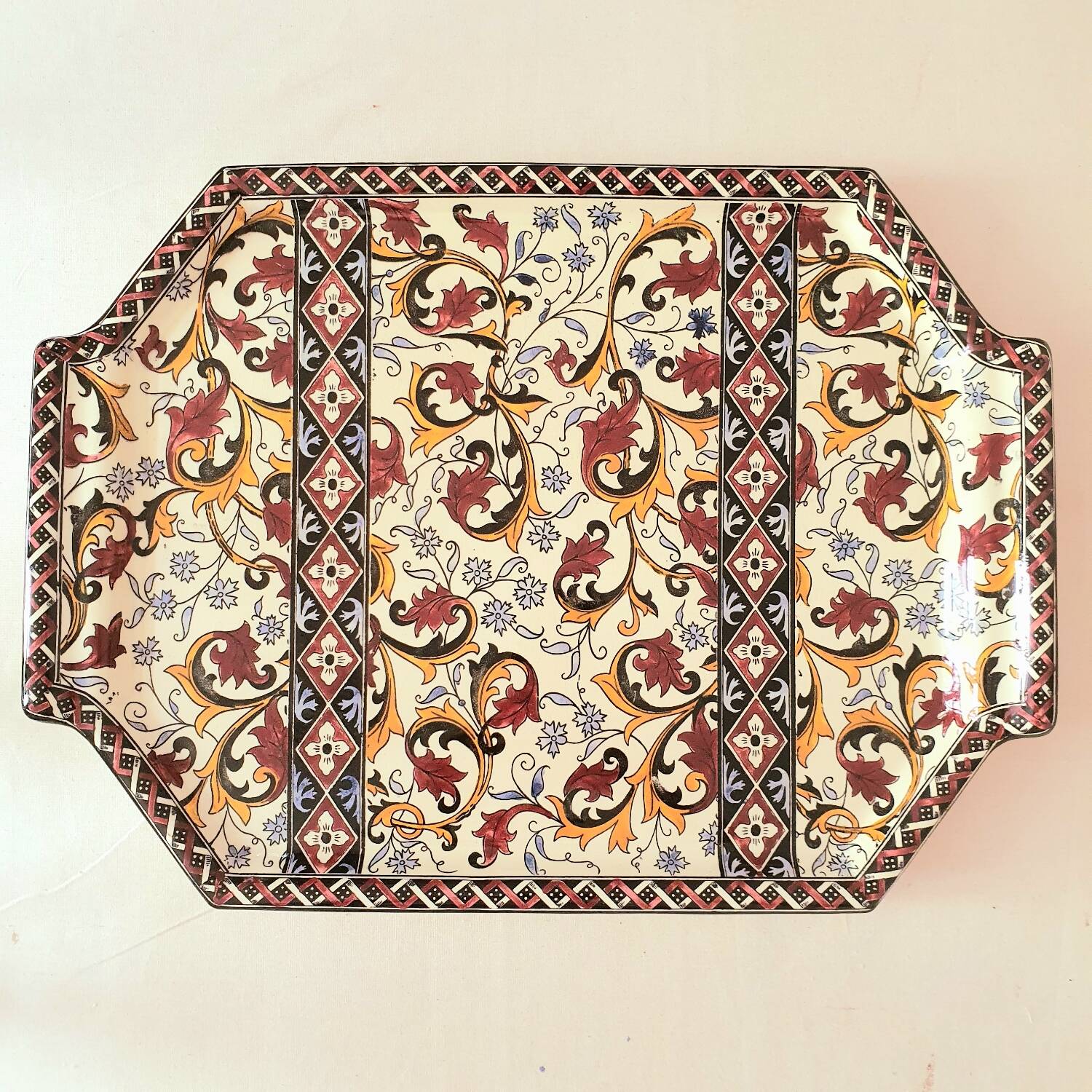 Gien Middle Ages Dish