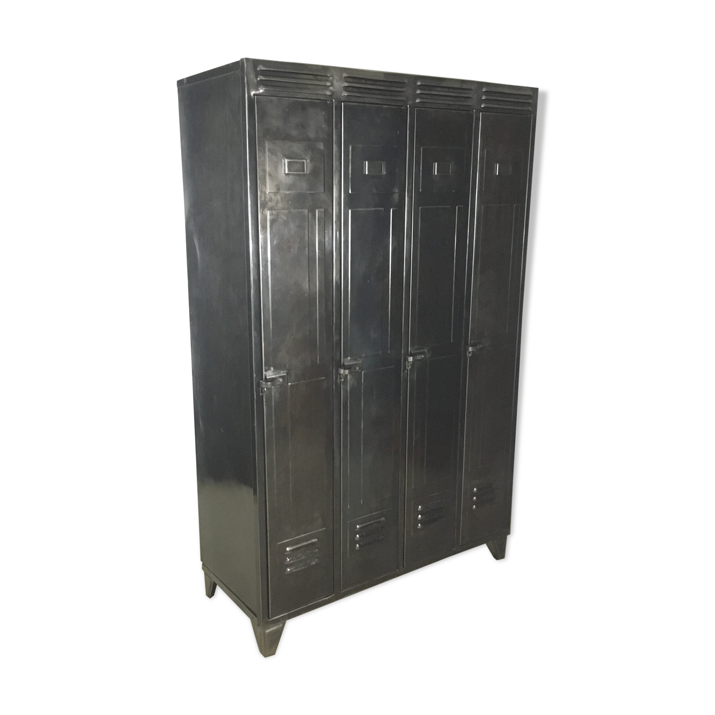 Iron cloakroom 1930s