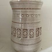 Cracked ceramic vase after Jean Besnard