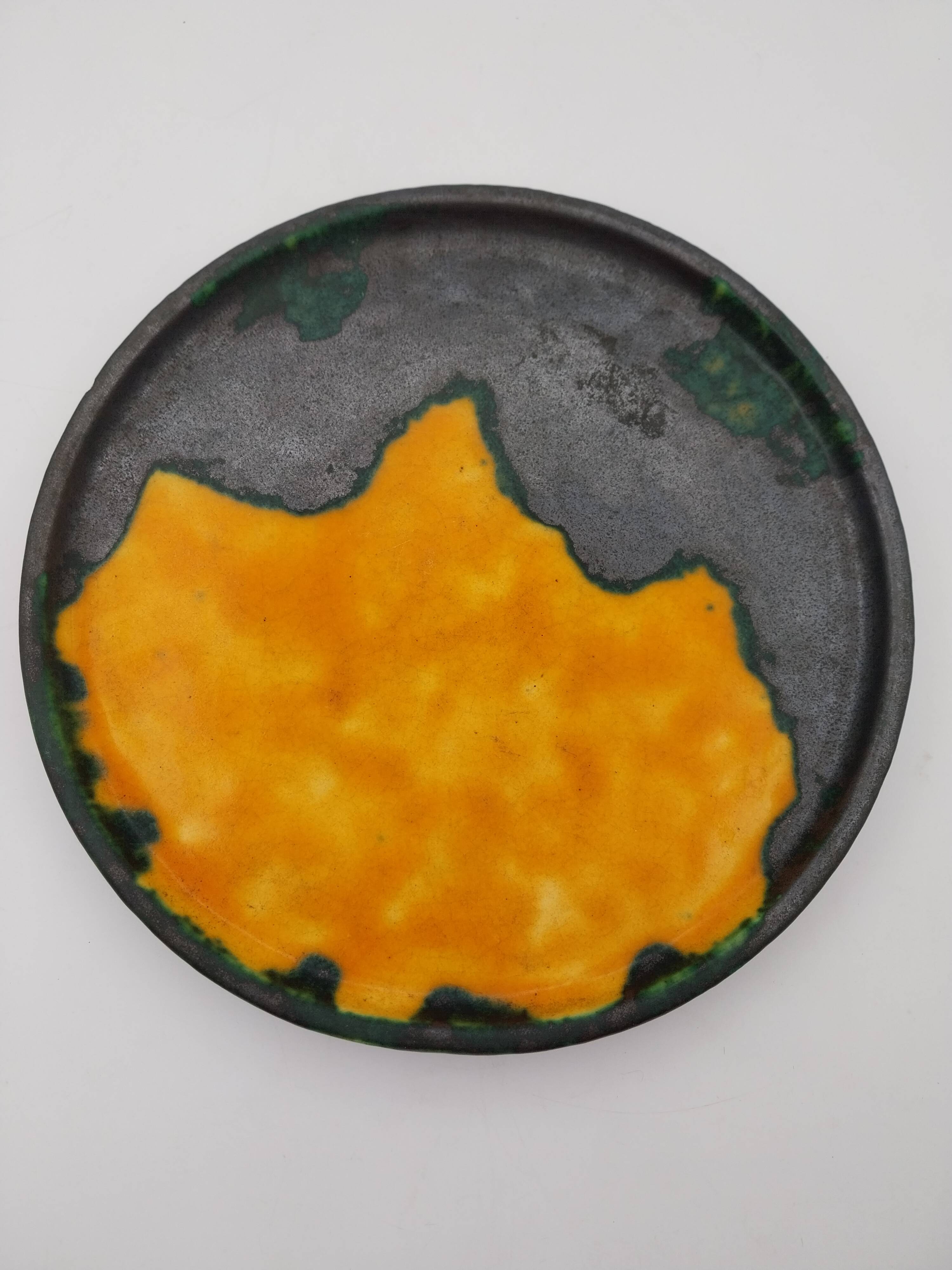 Ceramic dish signed Louis Dage