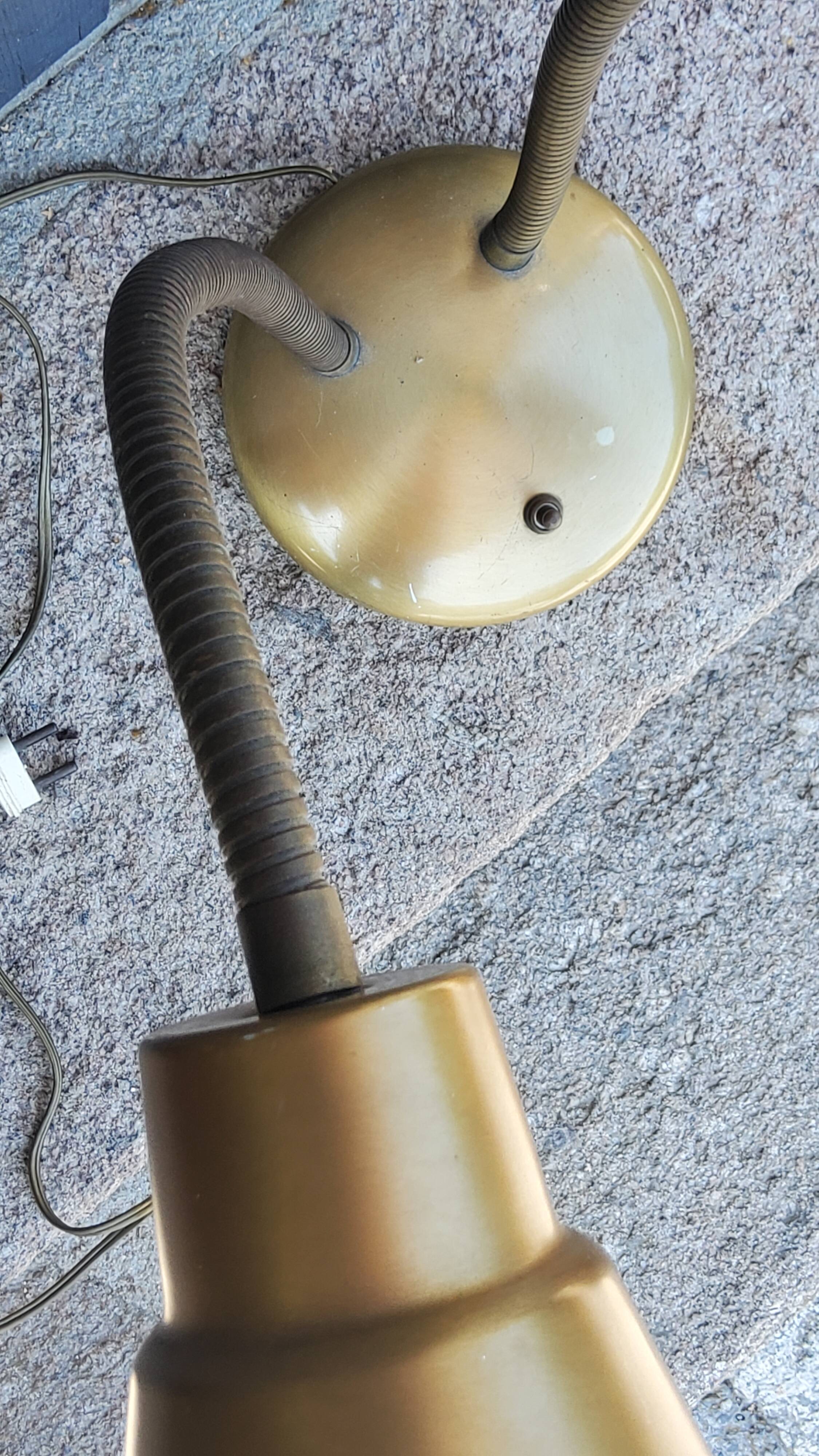 Designer desk lamp in gold metal 2 flexible arms from the 70s