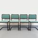 Suite de 4 chaises vintage Marcel Breuer Cesca B32 style Bauhaus en métal noir, bois noir et tissu v