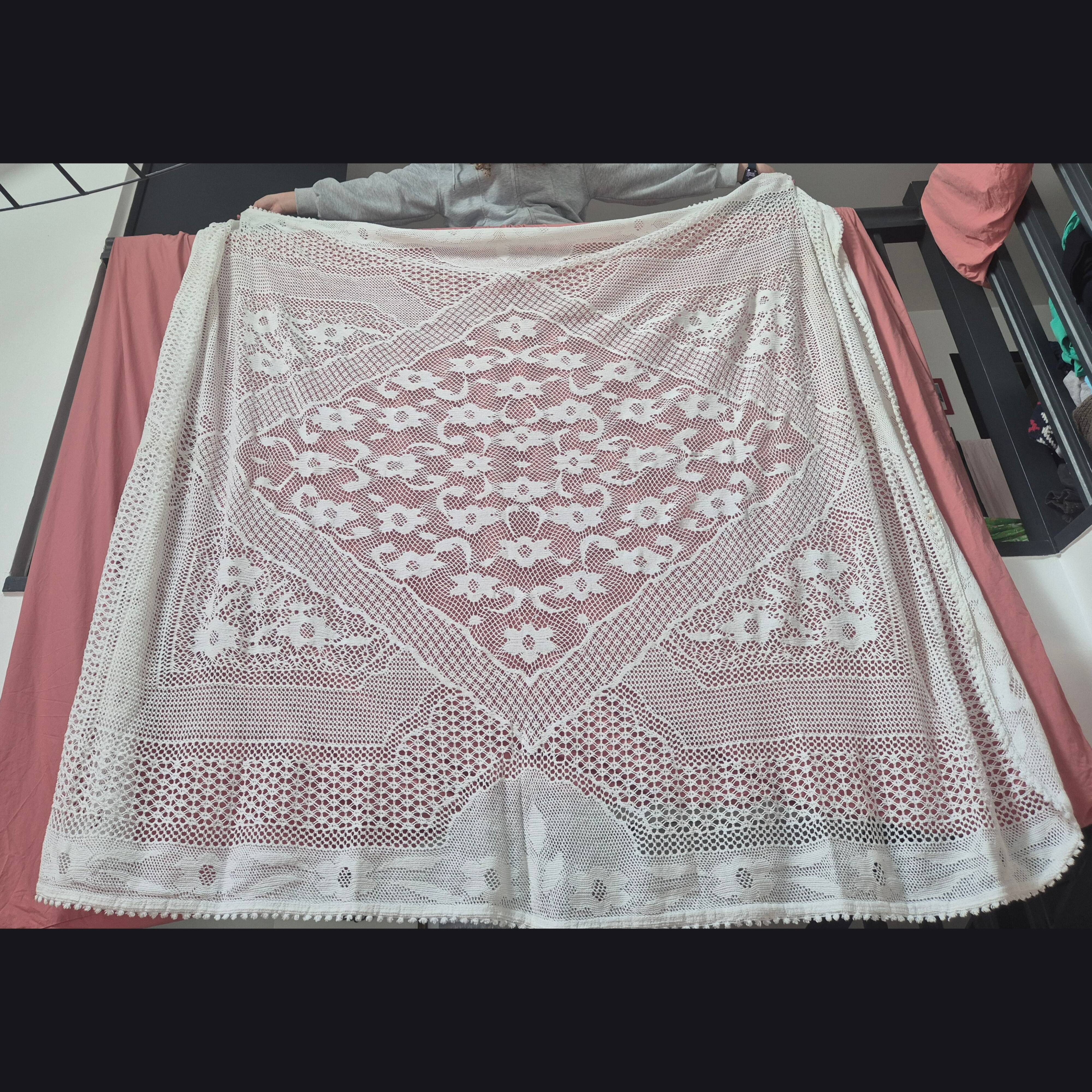 vintage white crochet bedspread with 2 rounded corners