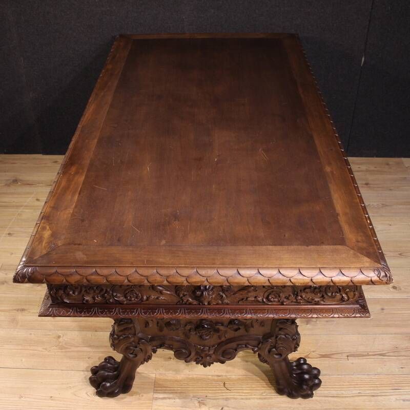 Great mid-20th-century Tuscan table