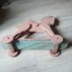 Cheval ancien en bois à roulettes