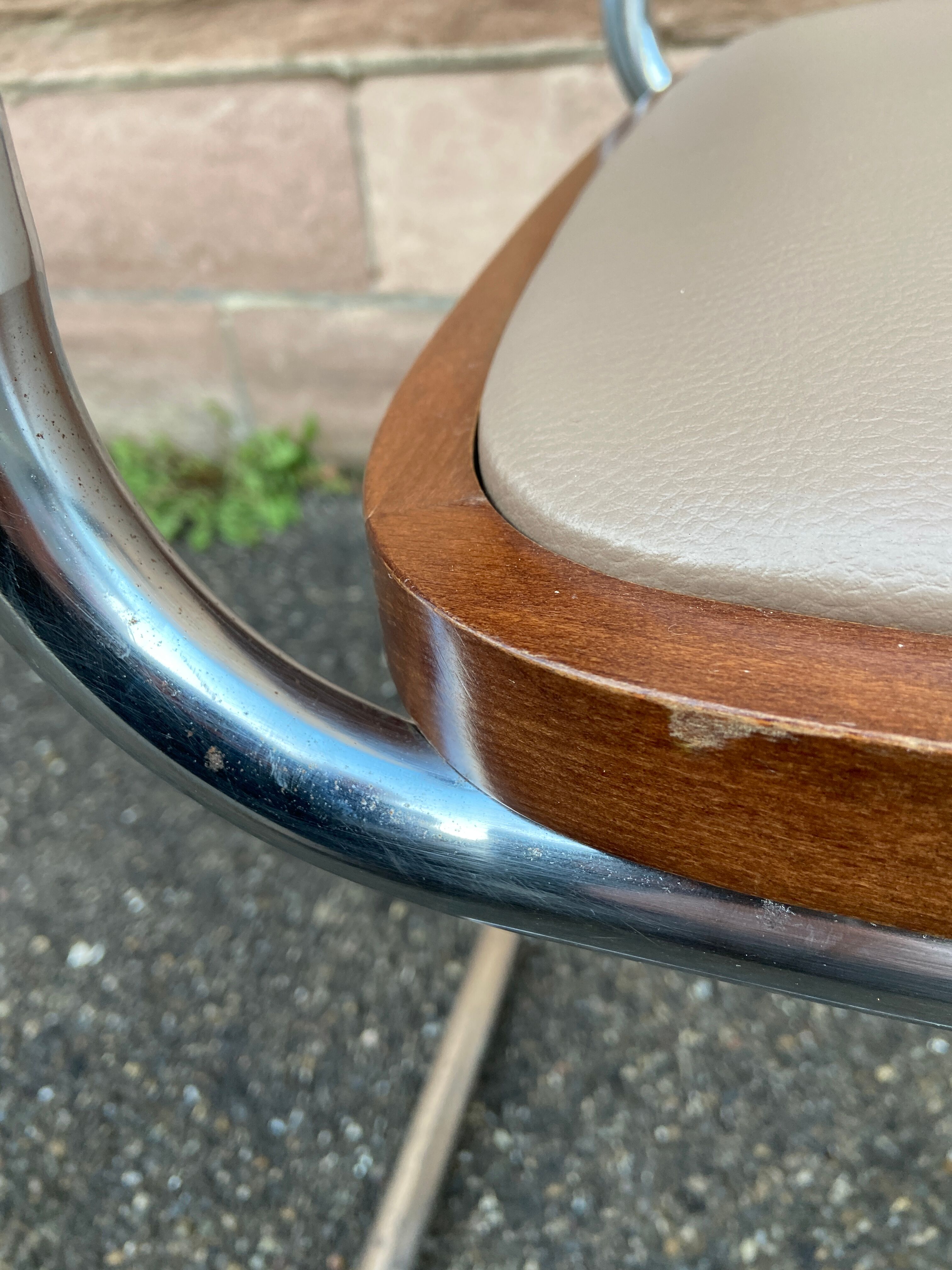 Pair of chairs Cesca B32 by Marcel Breuer Italy 1980