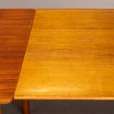 Teak danish extendable dining table, 1960