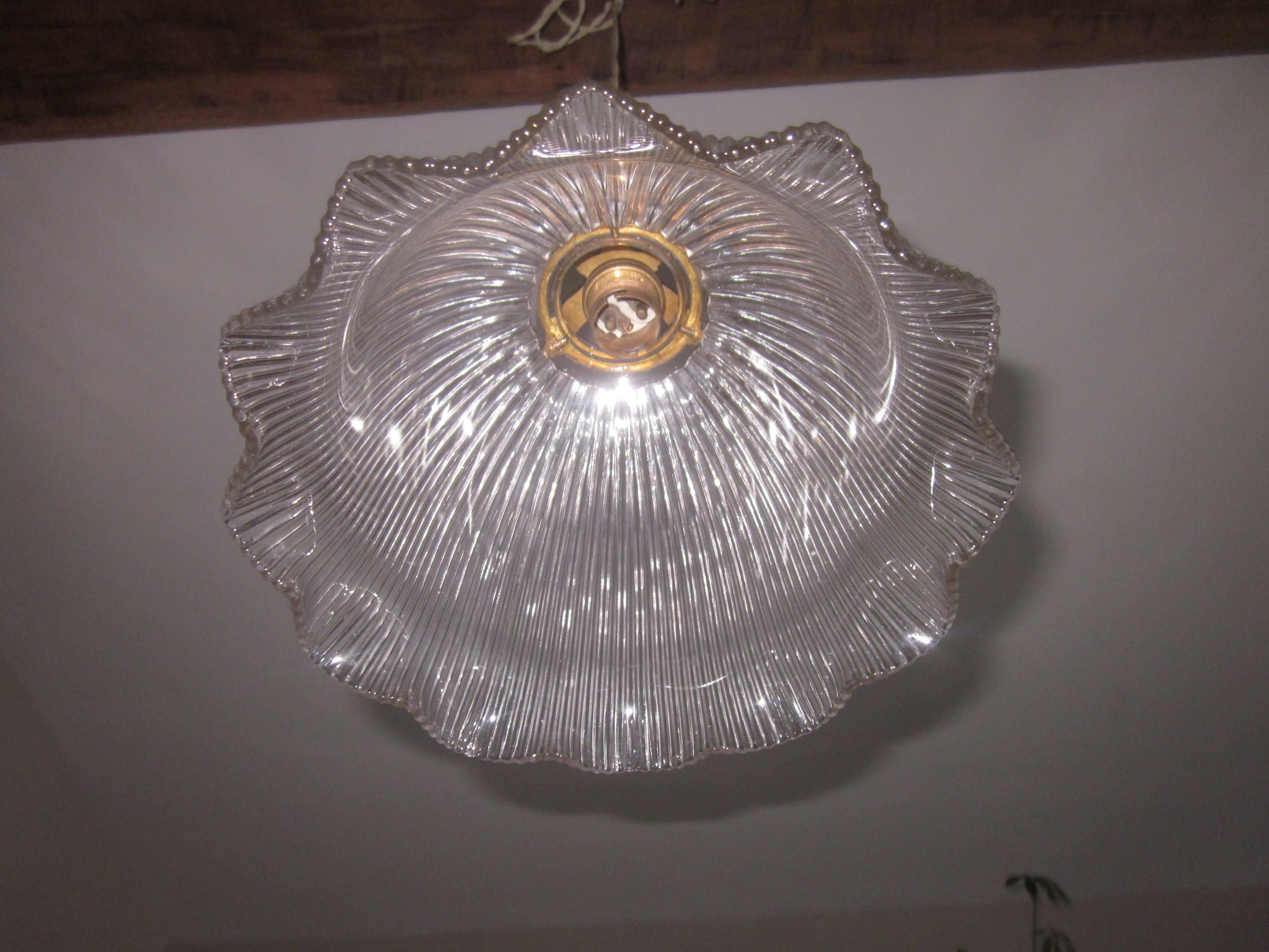 Holophane suspension