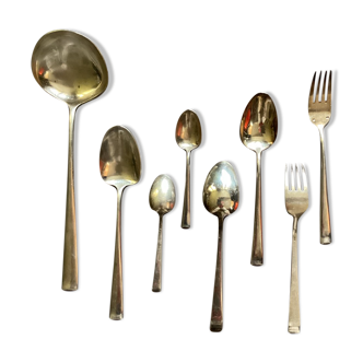Ménagère en métal argenté complète