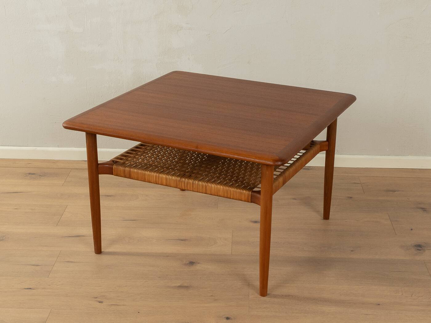 Table basse modèle 214, Kurt Østervig