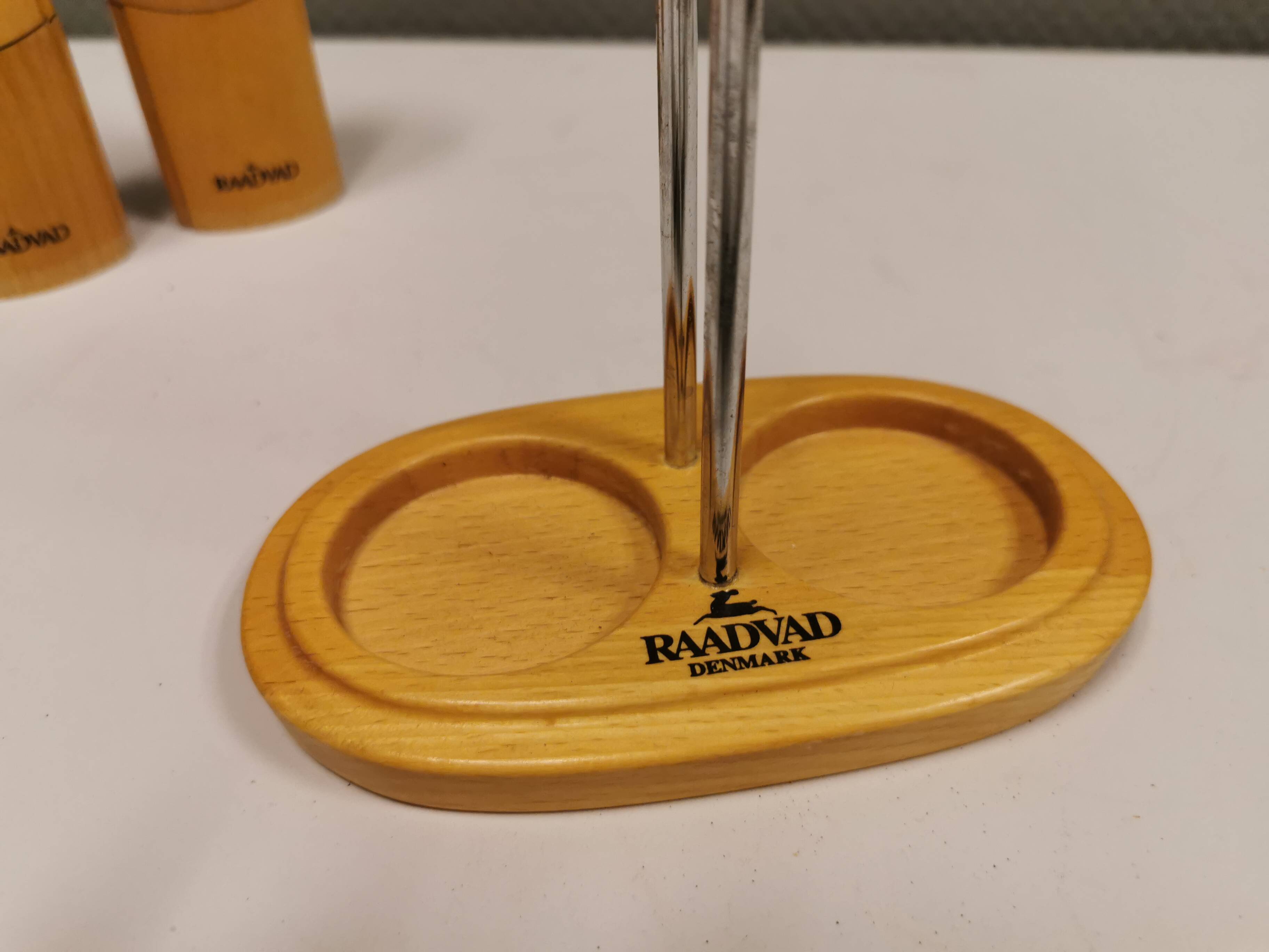 Moulins à poivre et à sel conçus par Royal Raadvad. Fin du 20ème siècle.