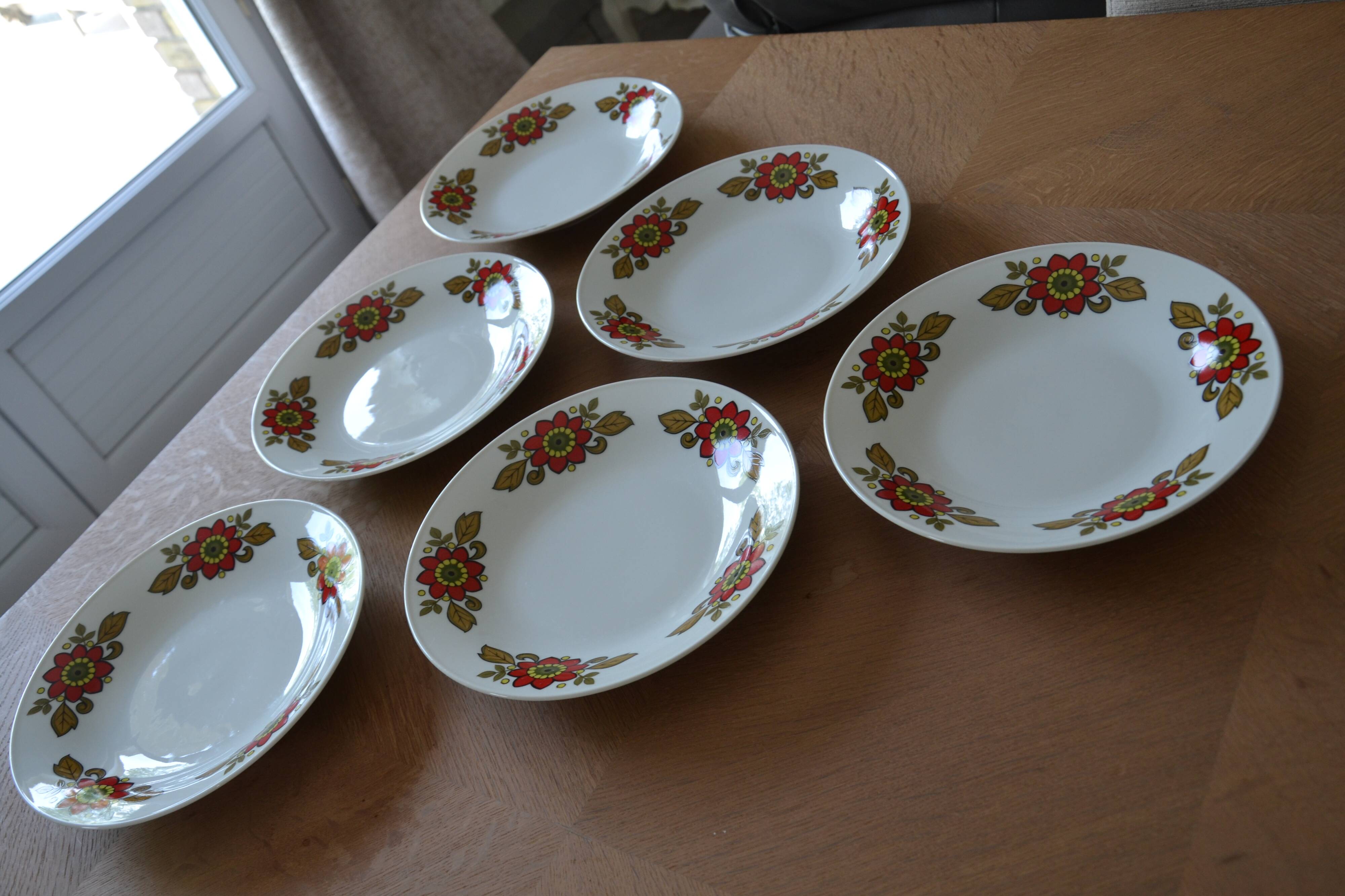Bavaria W Germany soup plates