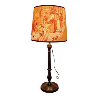 Lampe ancienne en bois et abat-jour en toile de Jouy