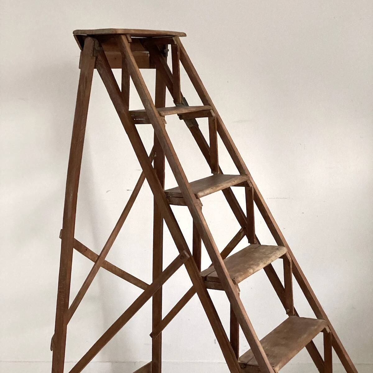 Vintage 1950s step stool