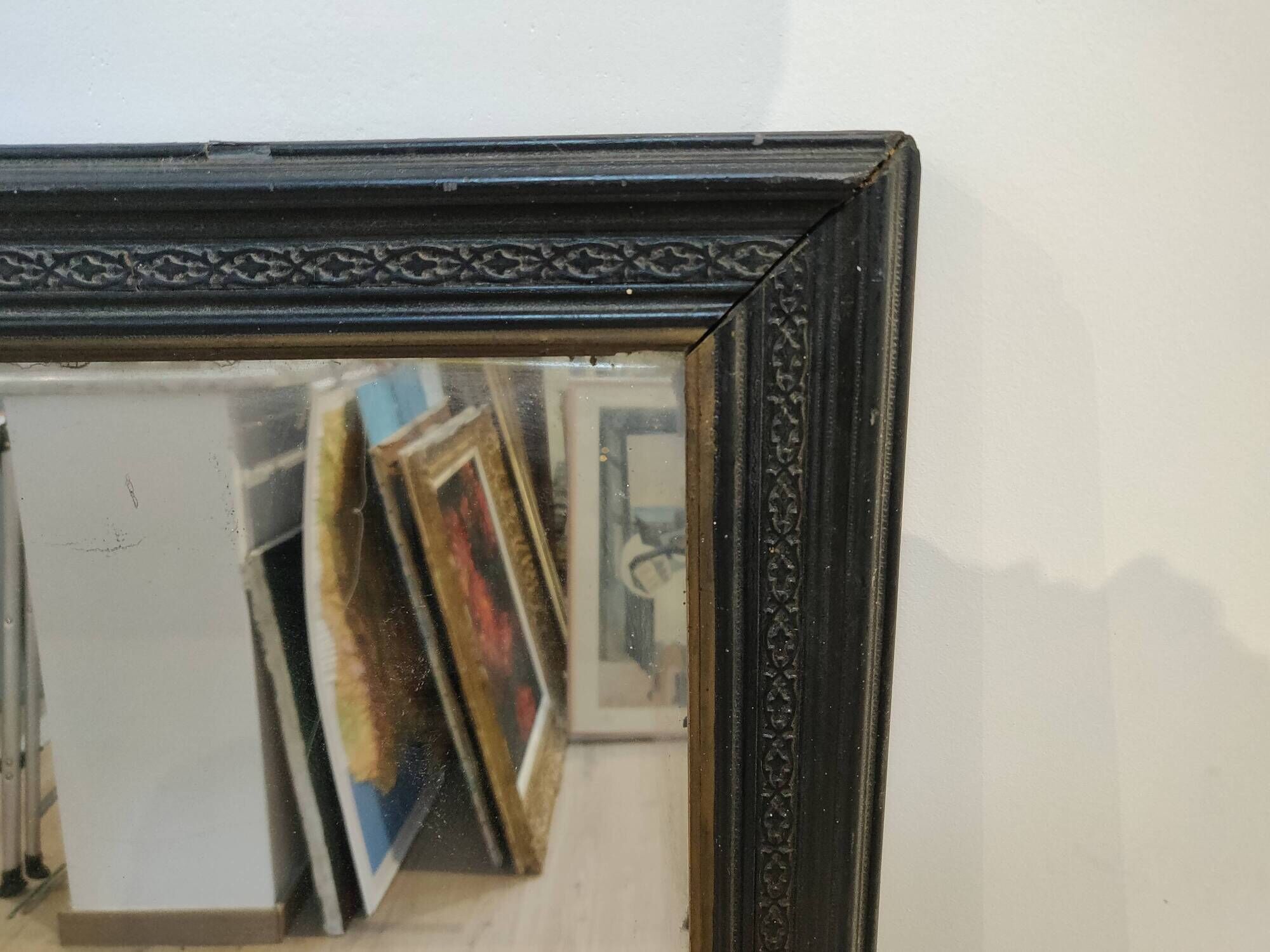 Mirror in black molded wood 109x93 Napoleon III era