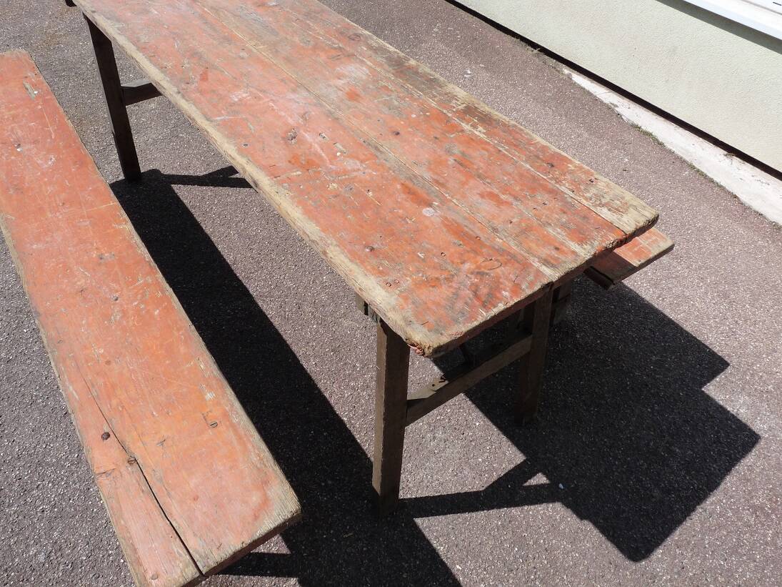 Table + 2 brewery benches - old brewery L.F. Haag Ingwiller prey