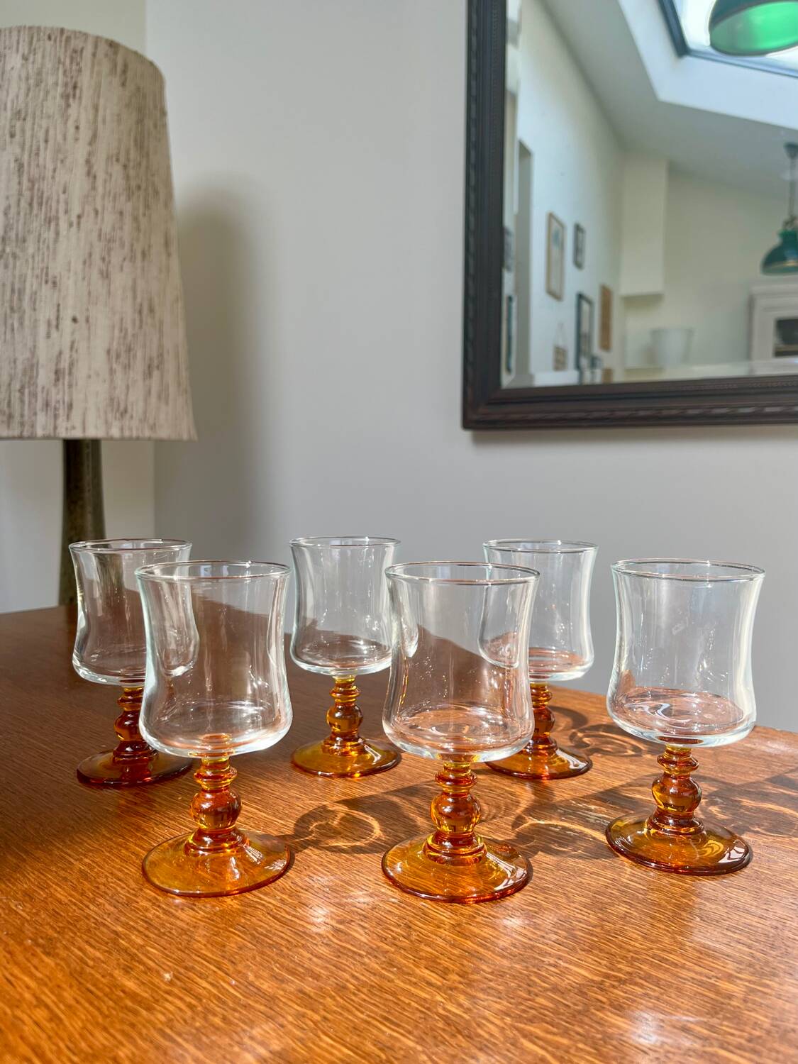 6 amber-footed aperitif glasses