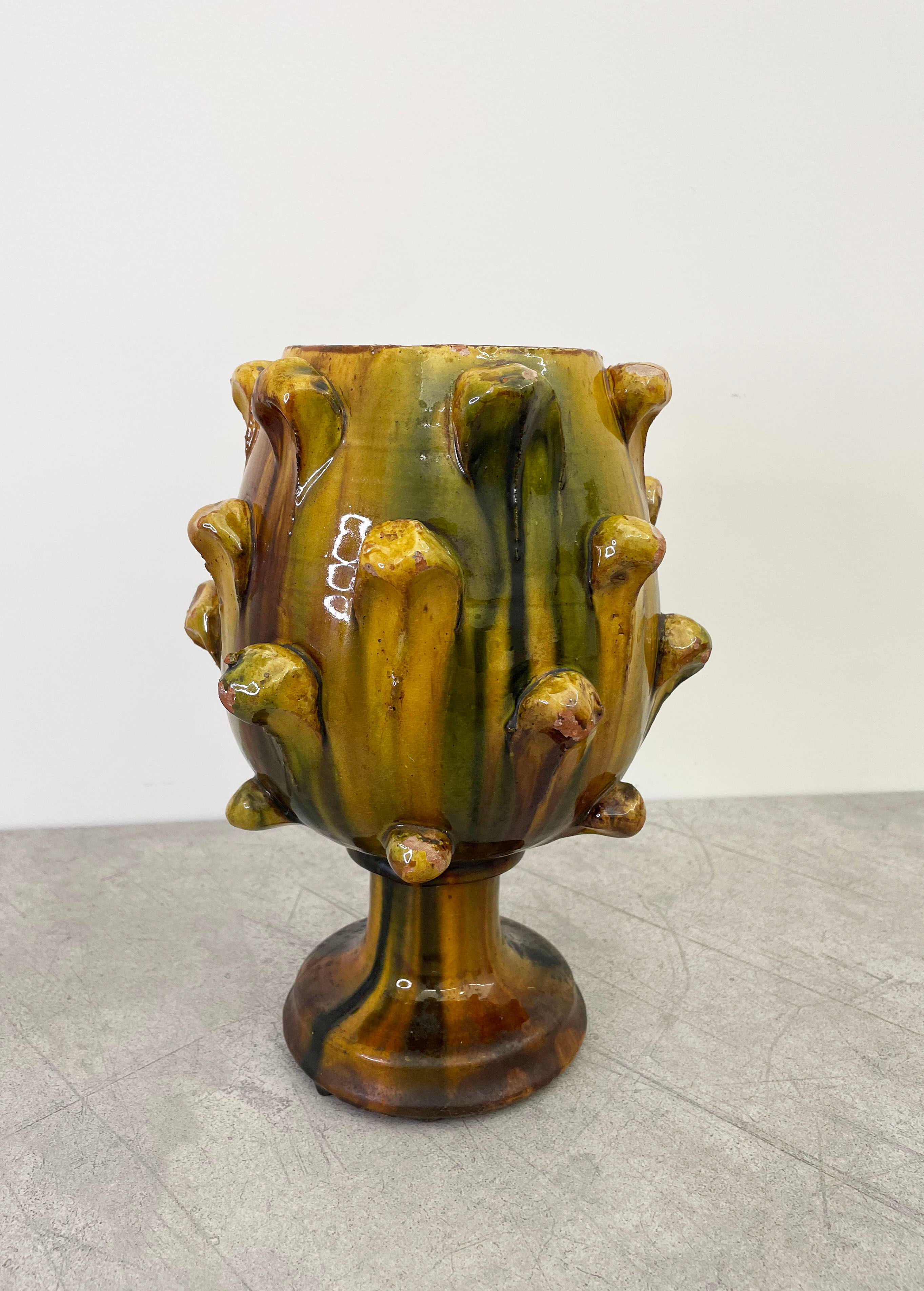 Vintage 'pigna' vase