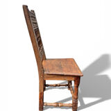 Rare high chair from the 16th/17th century in solid oak.