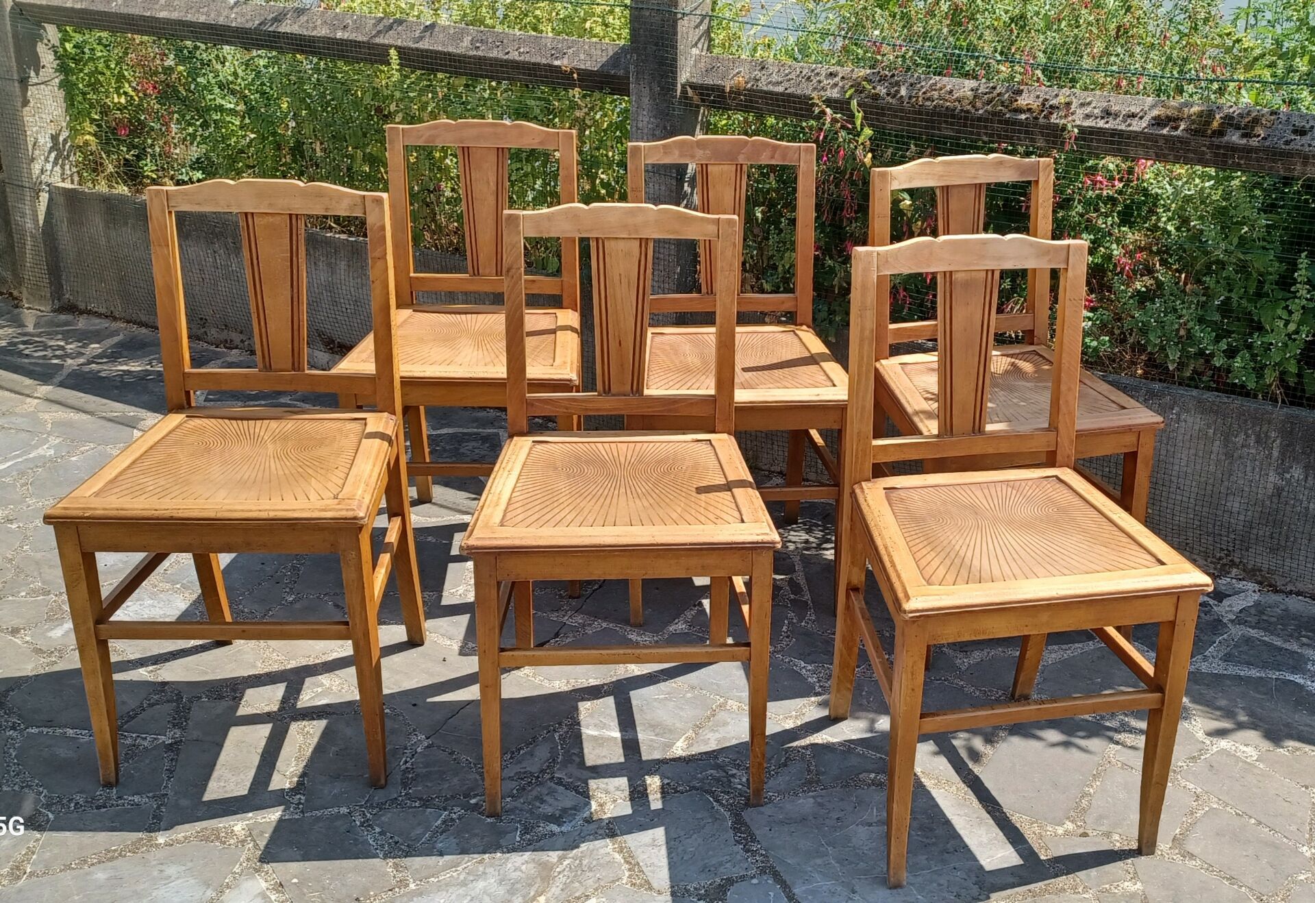 Set of 6 wooden chairs from the 1950s.
