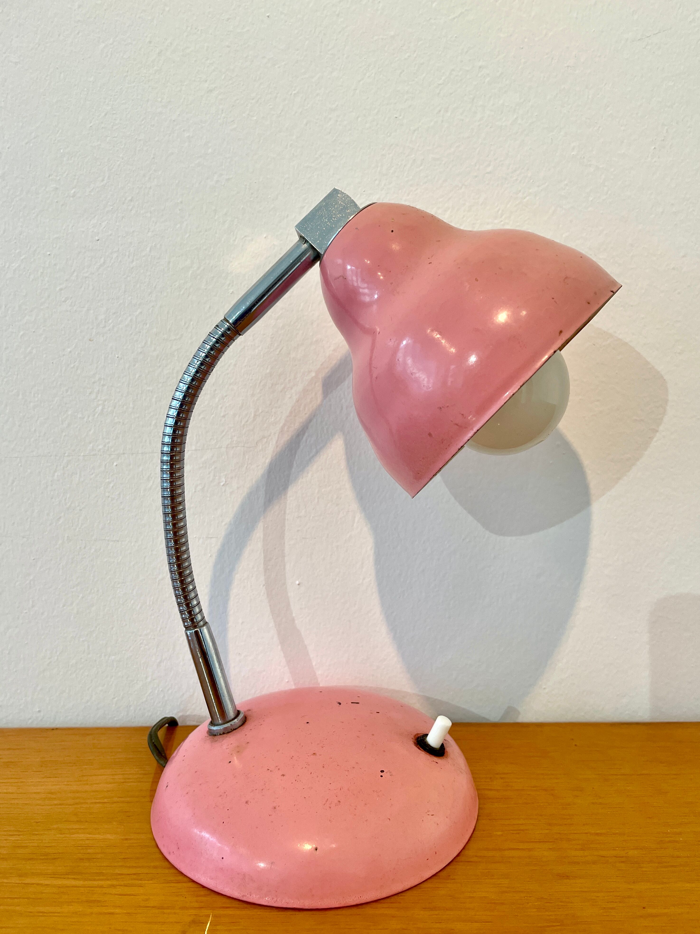 Pink casserole lamp