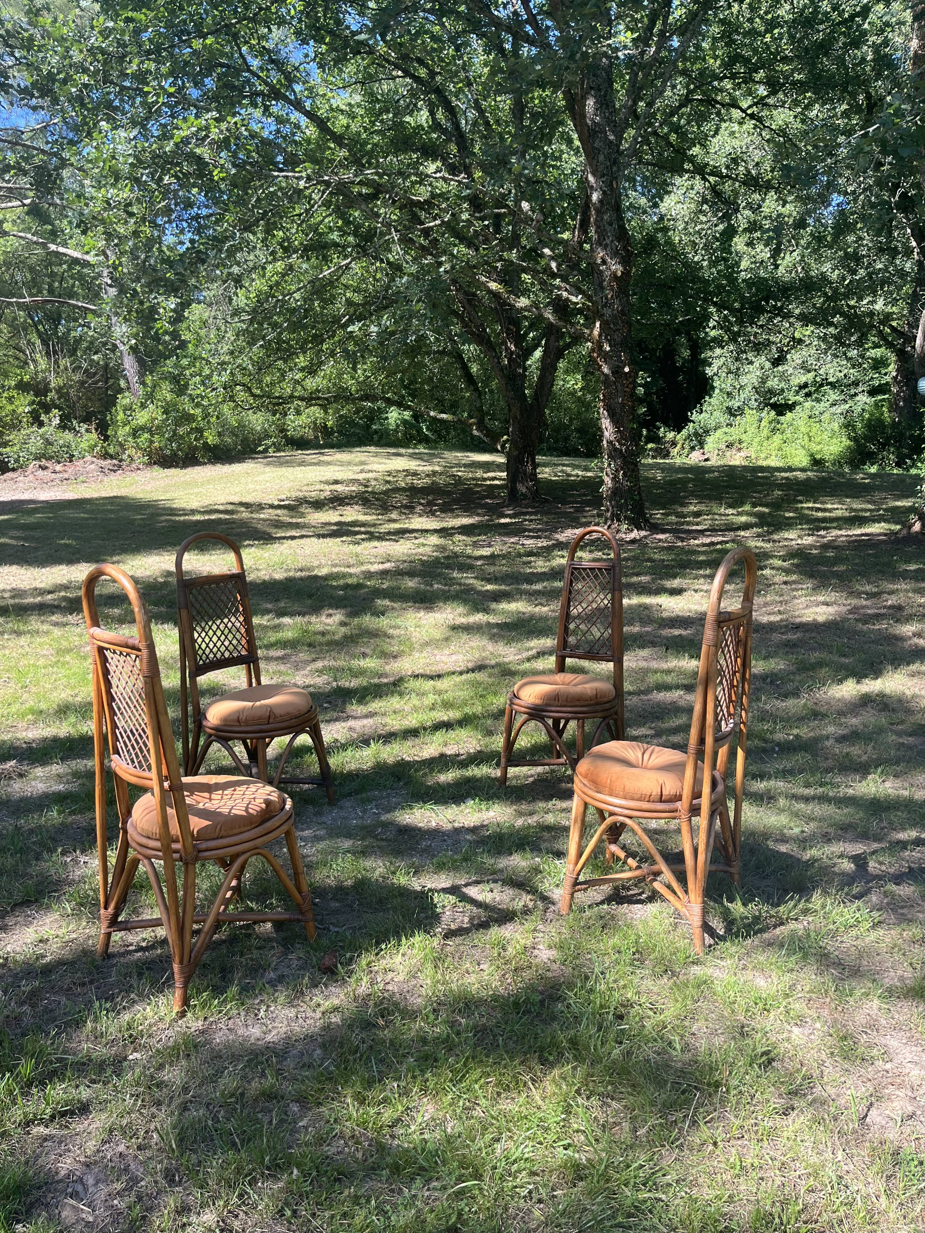 4 chaises vintage en rotin et bambou