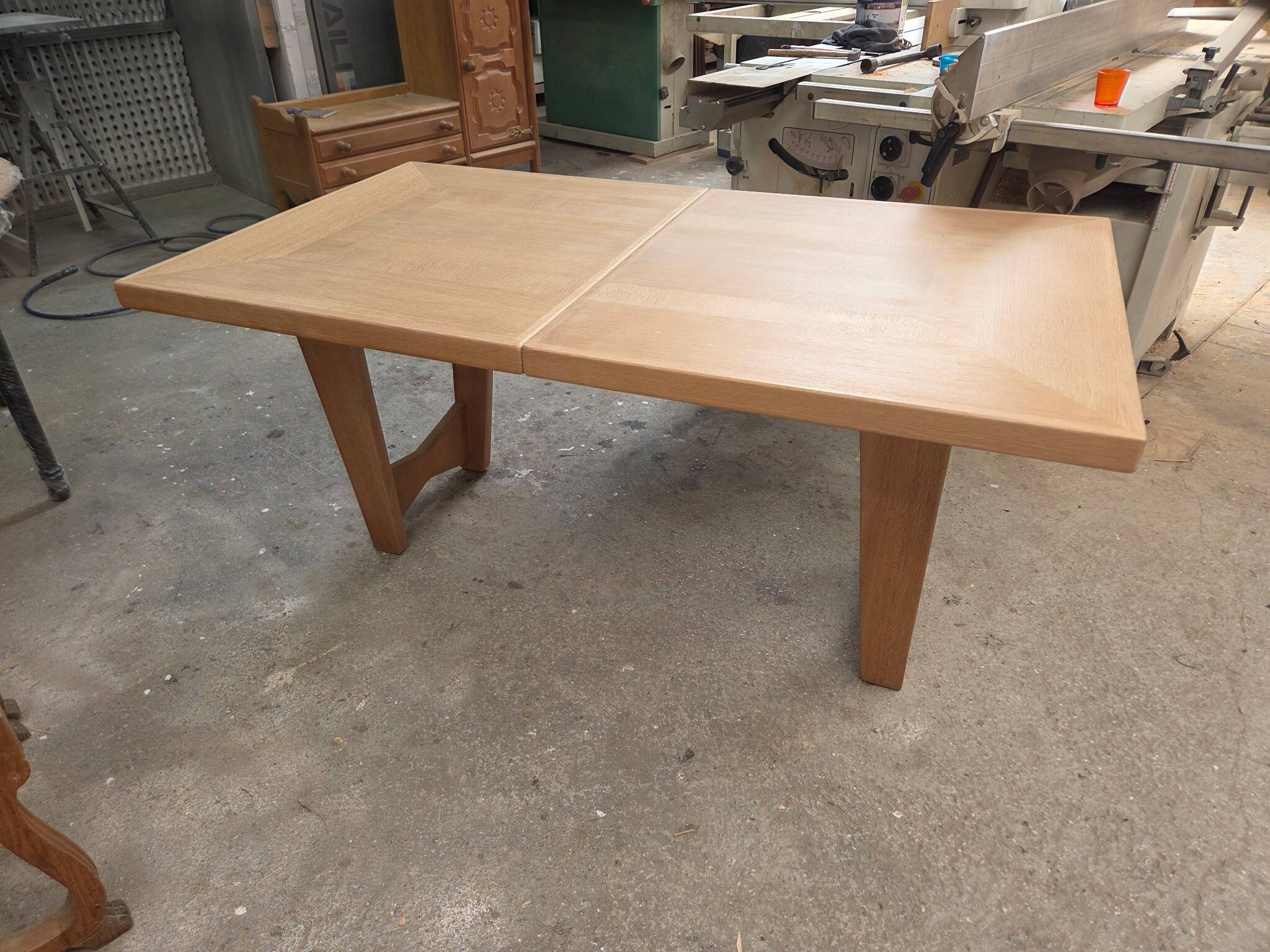 Guillerme and Chambron table