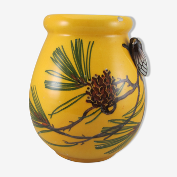 yellow vase