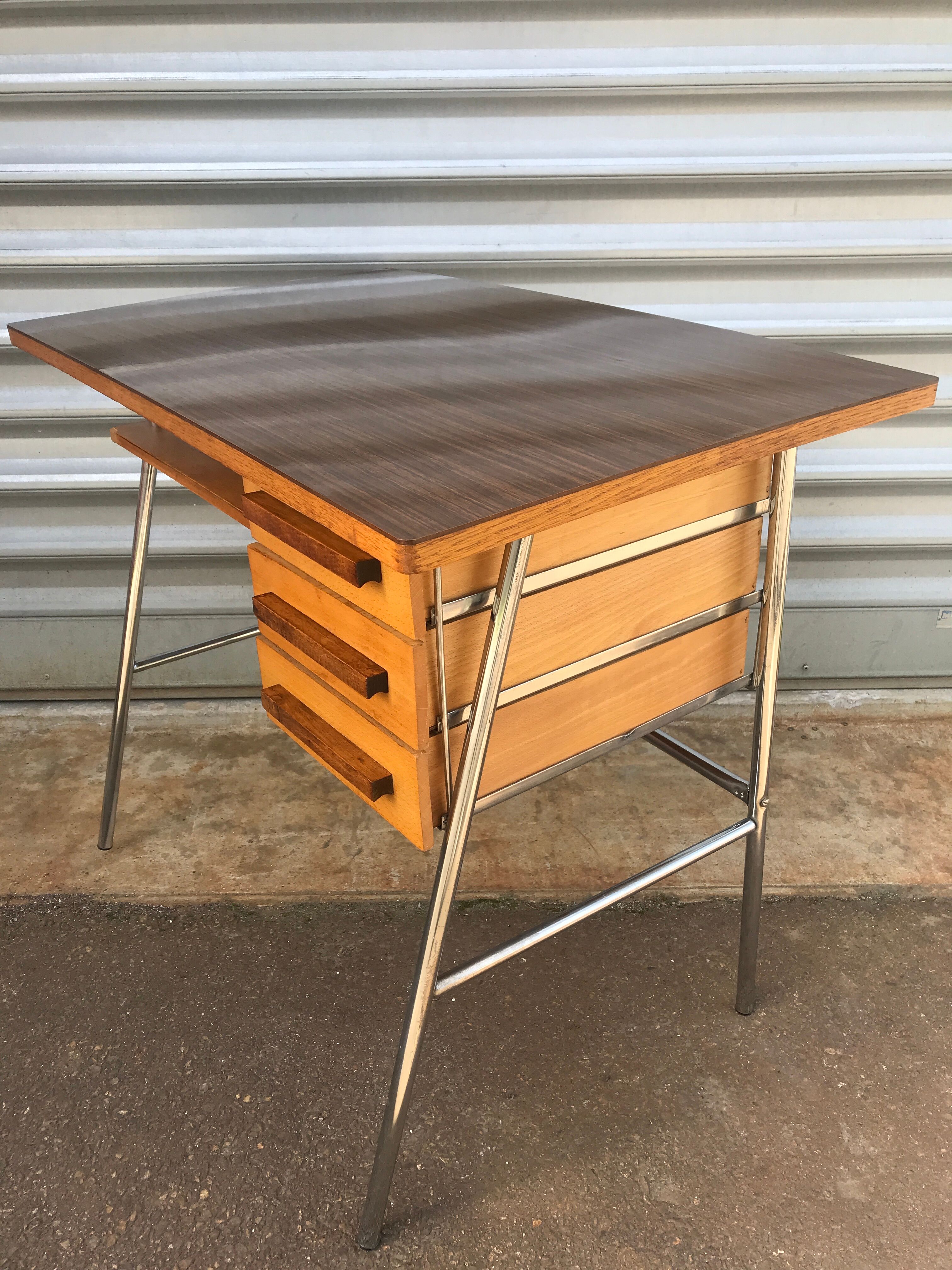 Formica and chrome desk