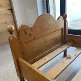 Read a person in pin Interiors.