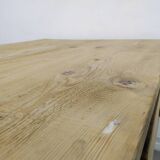 Farm table