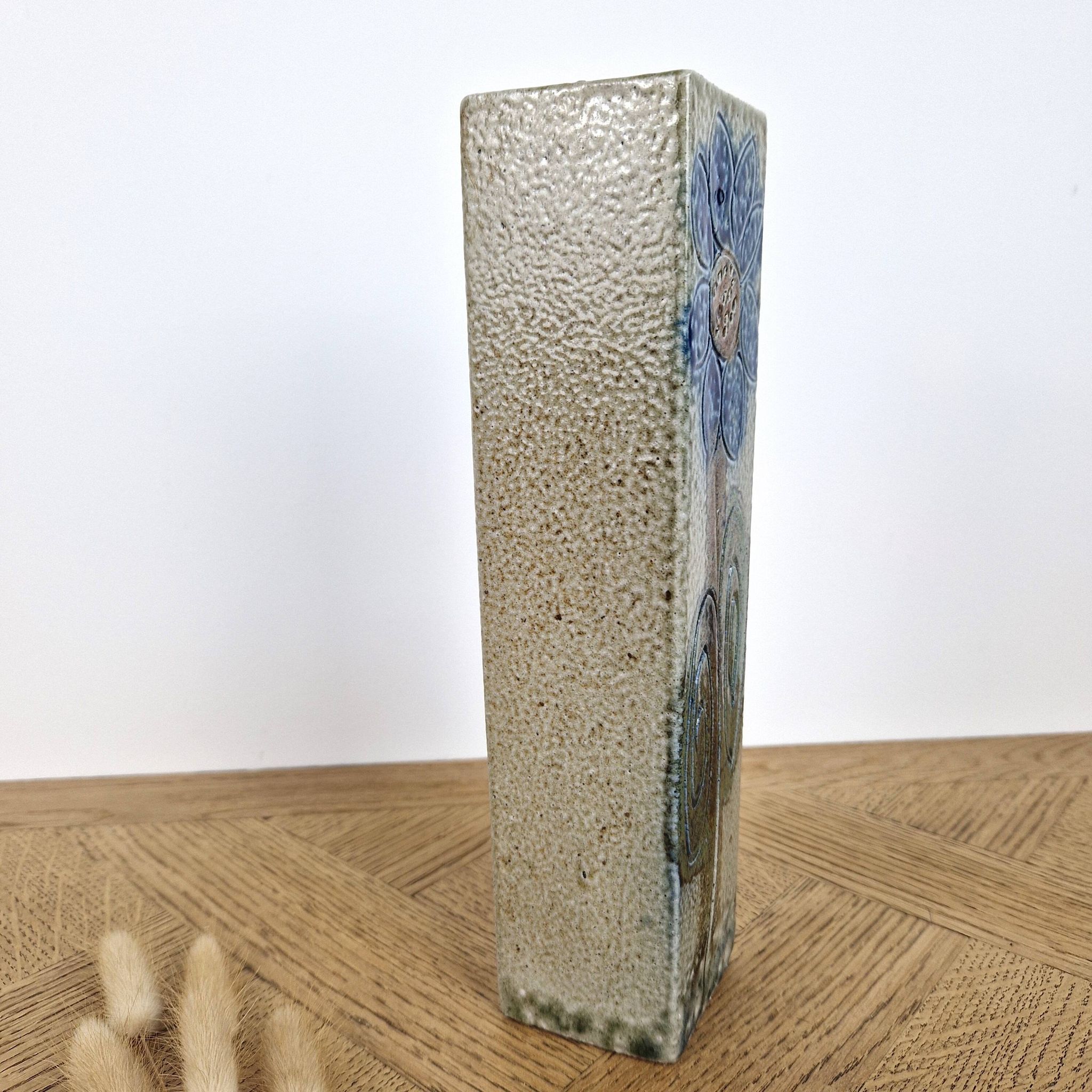 Vase signed Jean Claude Momange design 20th century