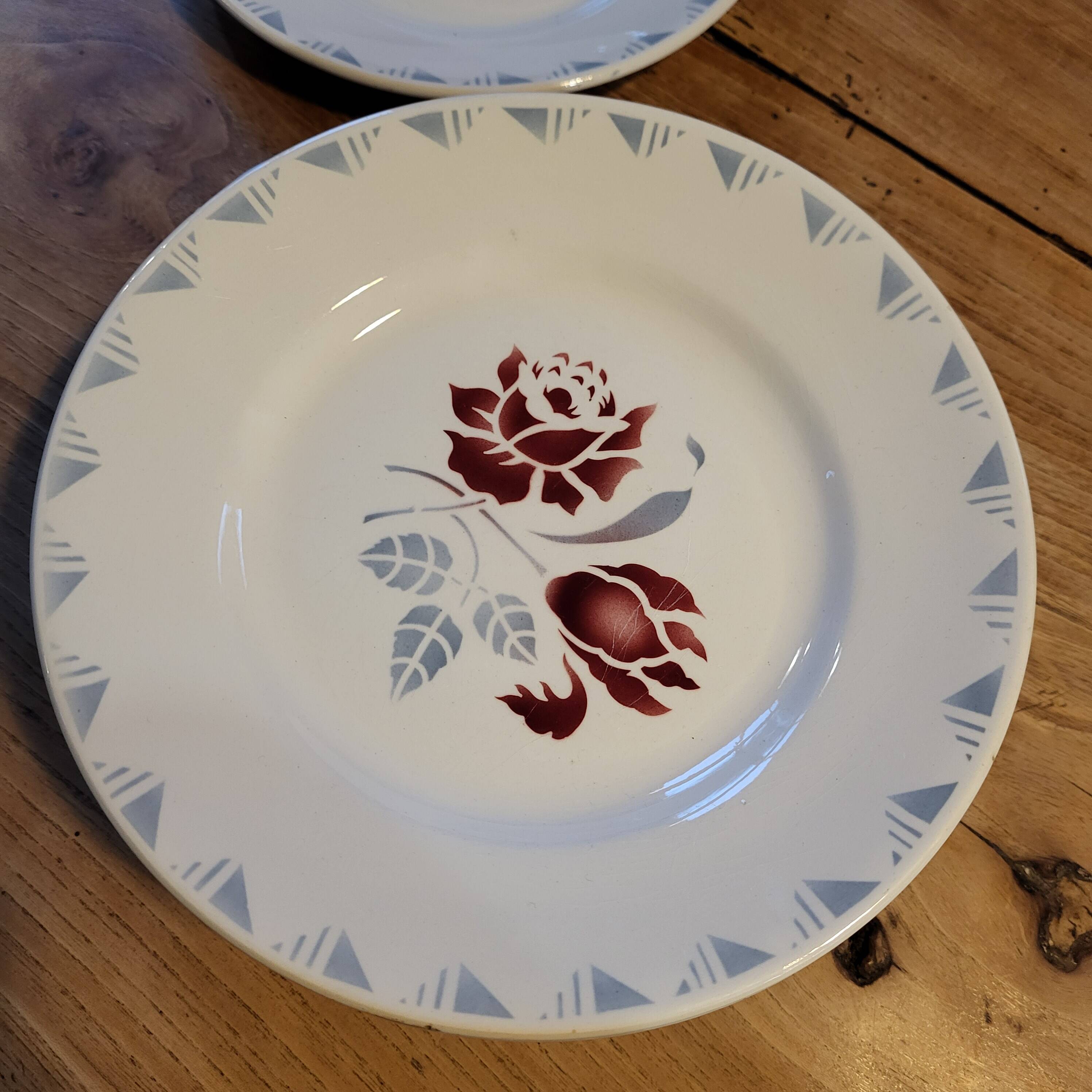 Lot of 11 flat plates Rose Rouge Niderviller