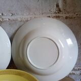 Six assiettes vintages au décor jaune et or
