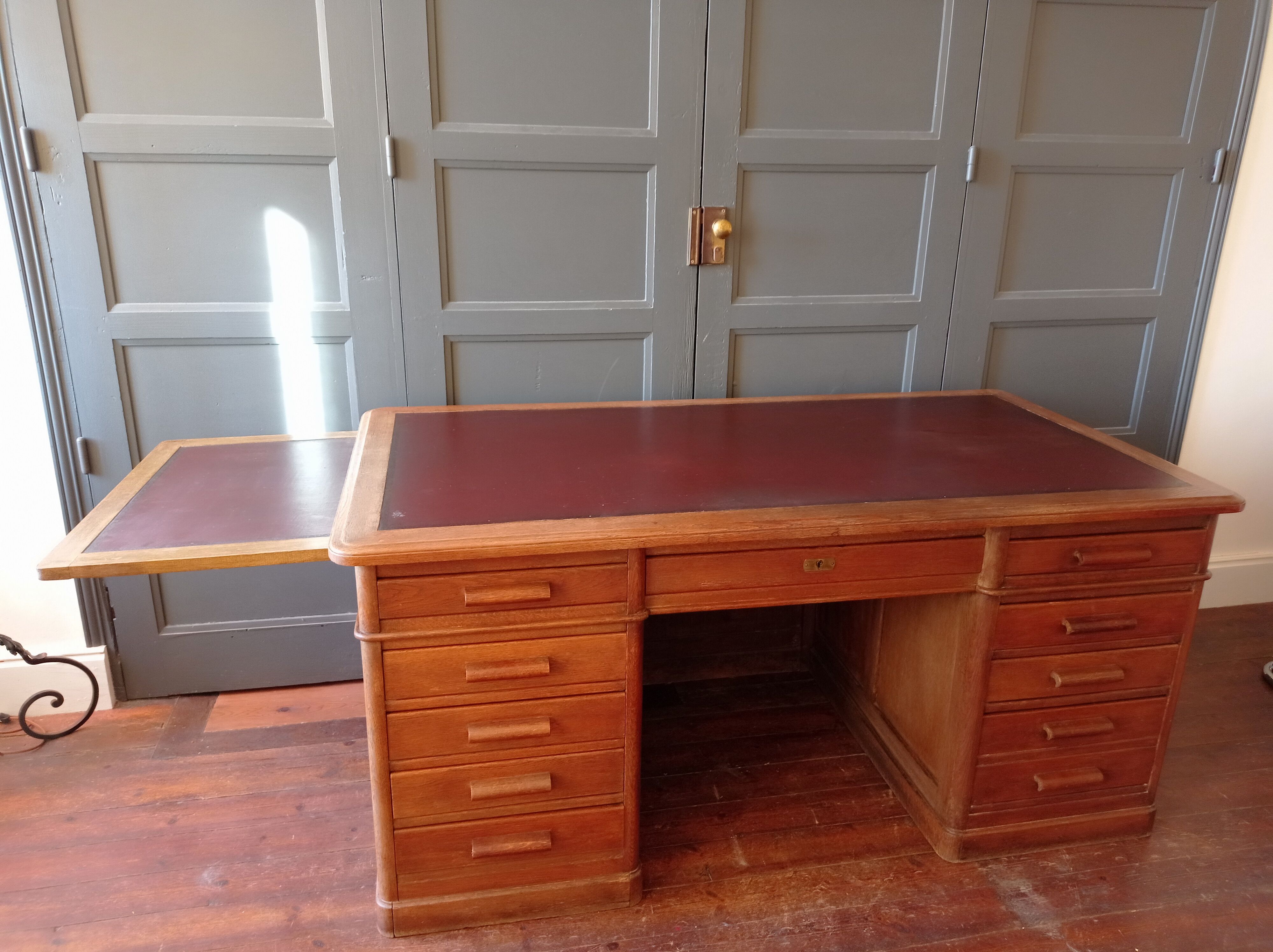 Oak desk