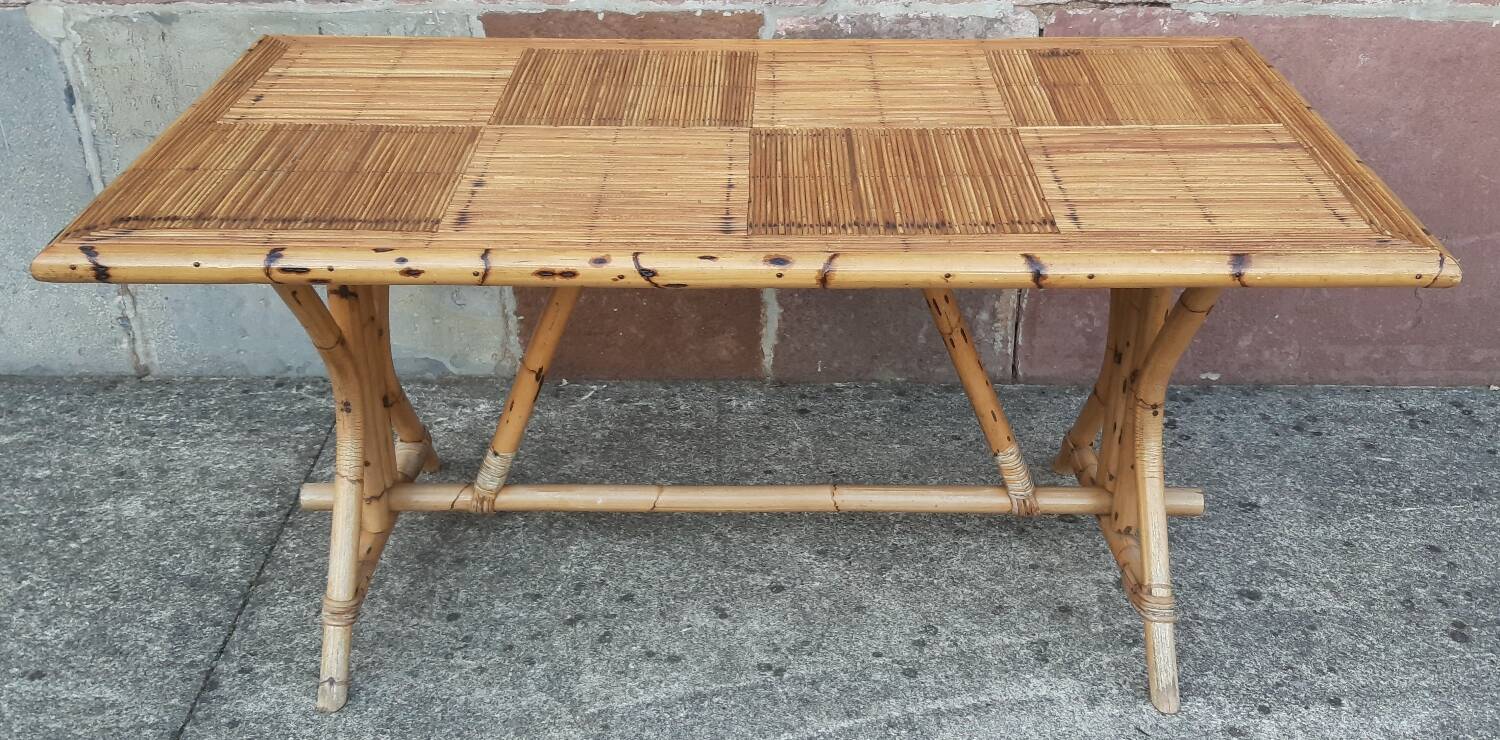 Table and 6 chairs made of bamboo and rattan