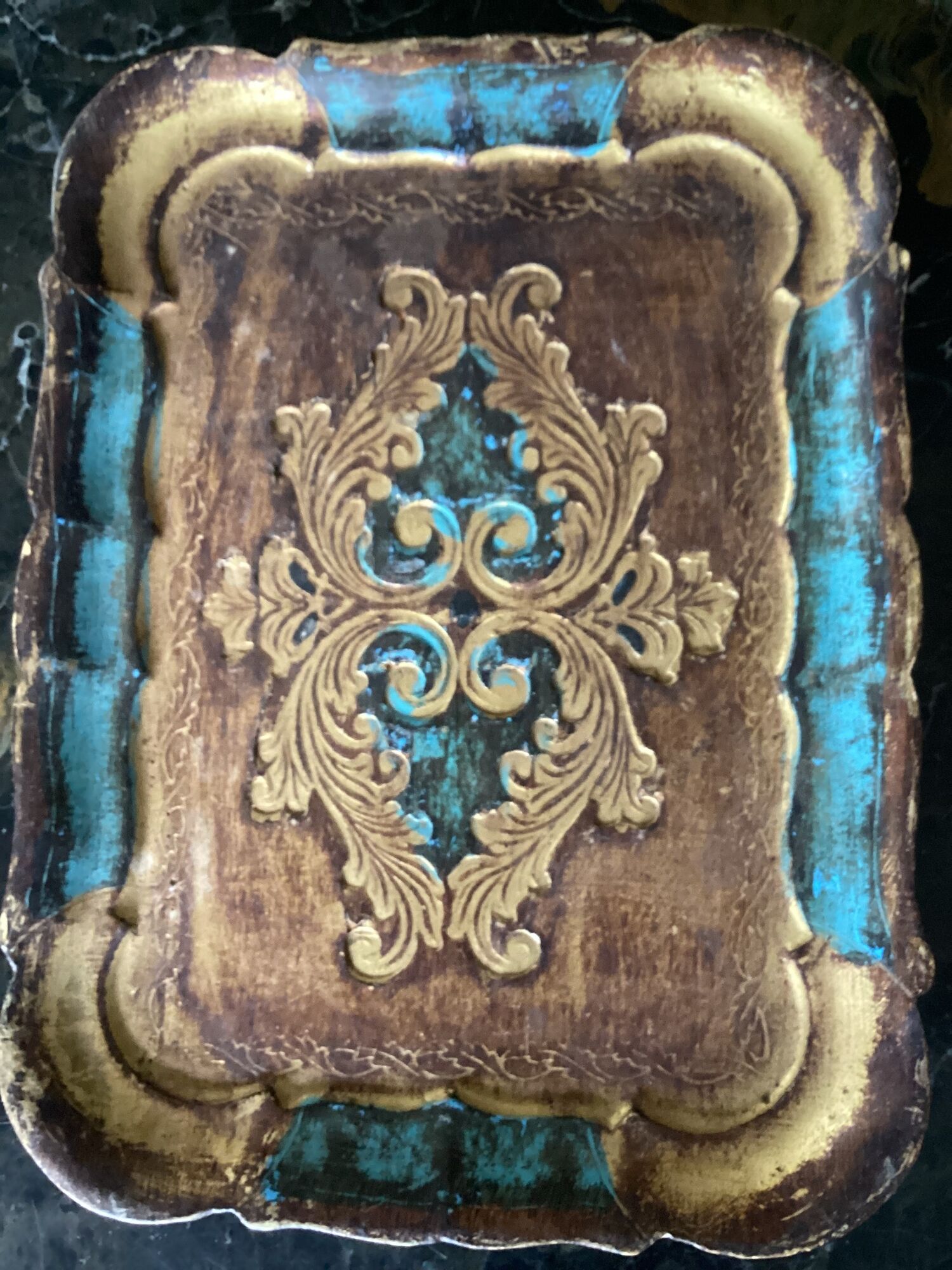 Florentine top wood painted vintage