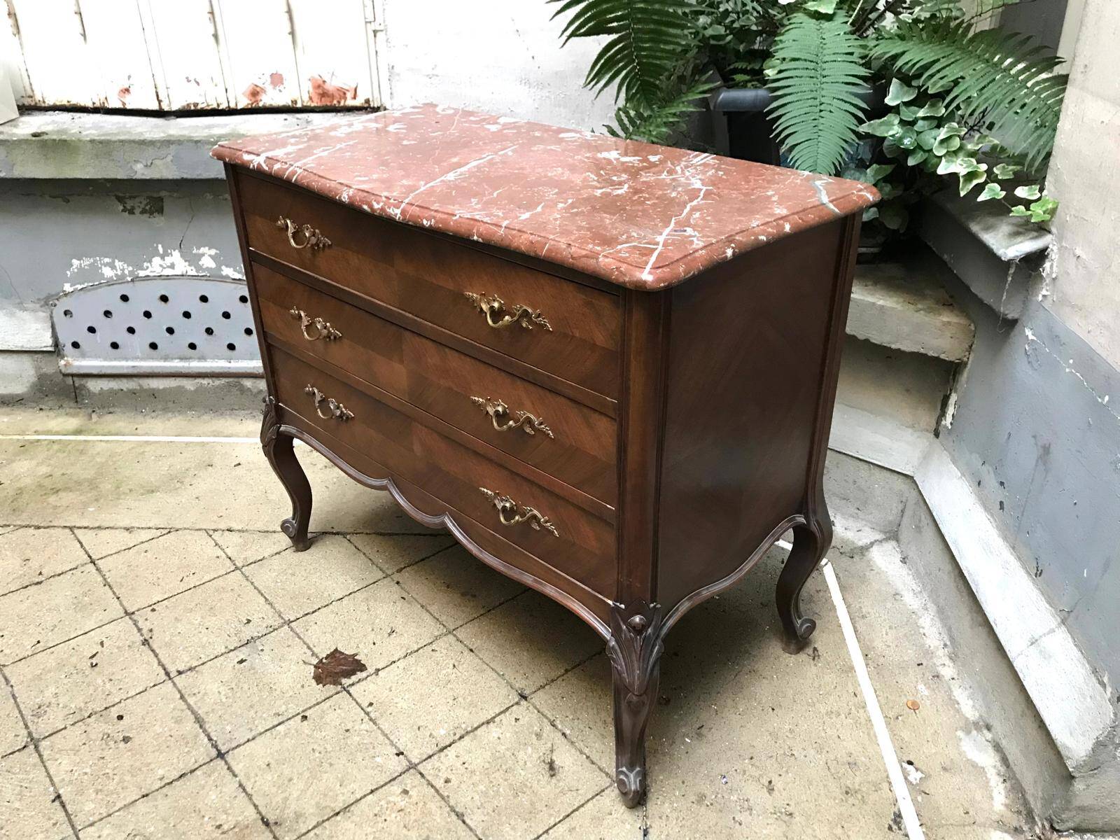 Louis XV style chest of drawers in wood and marble