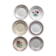 Old flat plates in red and green