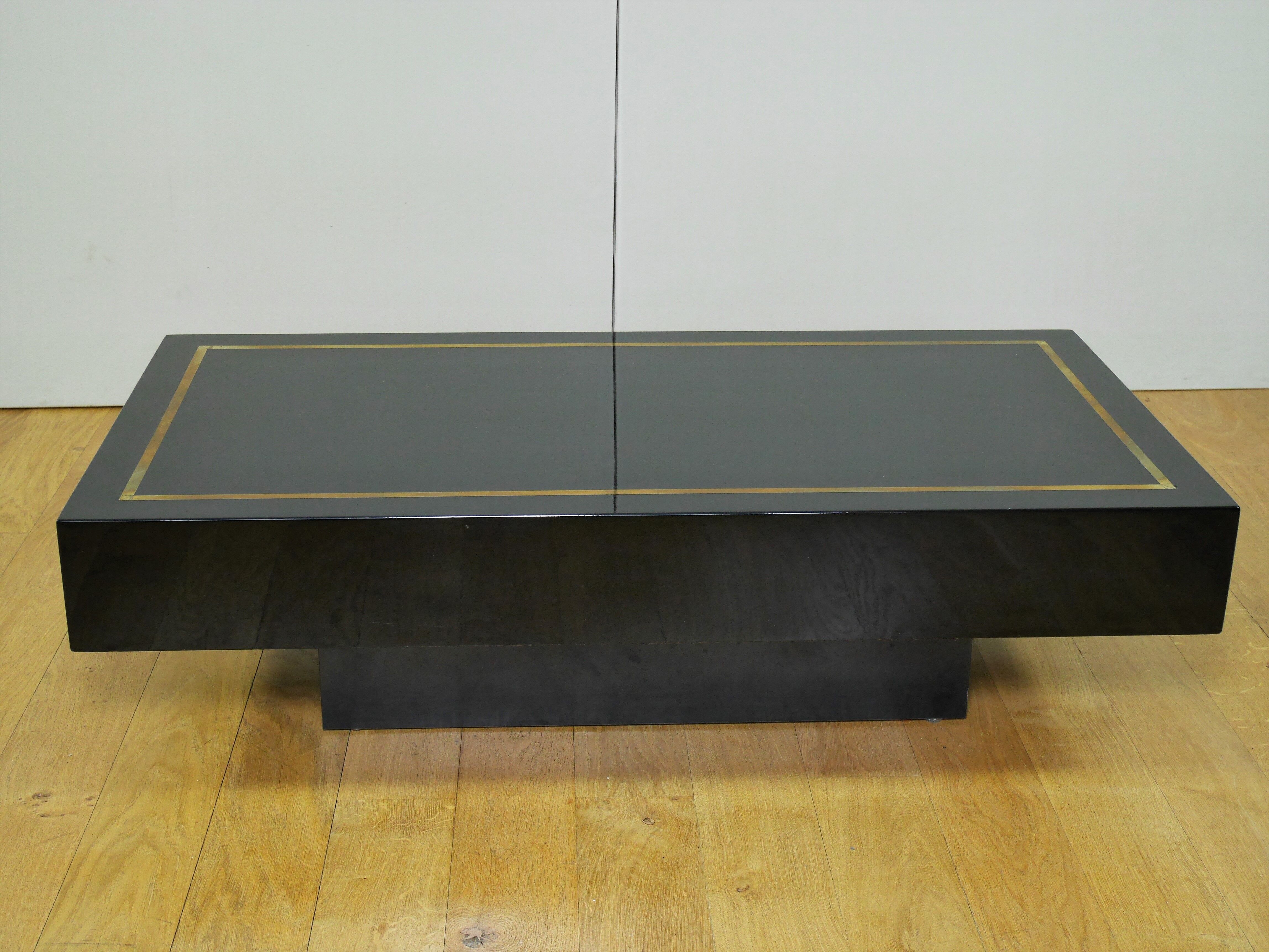 Table basse laqué vintage 70