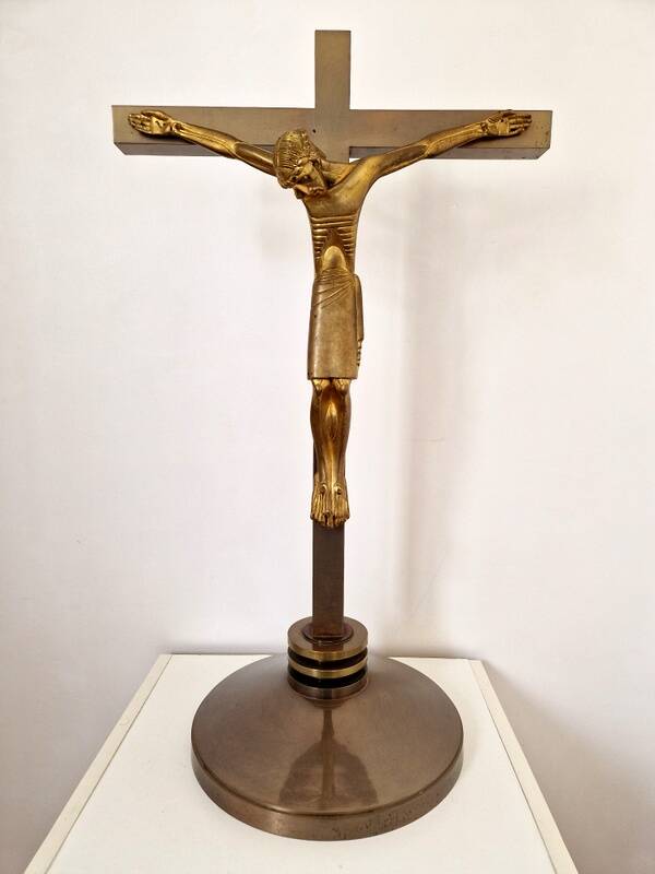 Jean Lambert-Rucki (1888-1967) - Importante sculpture en bronze doré - Christ en croix - Signée