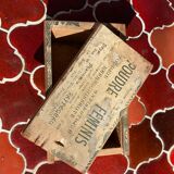 Wooden box Feminis Powder